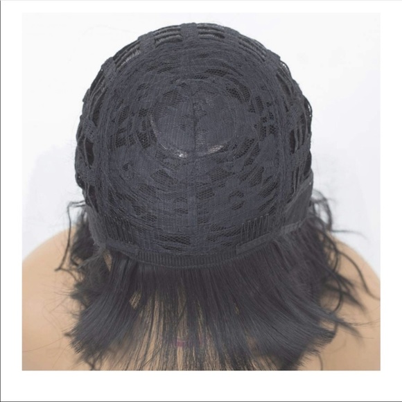 🆕️ Bob Short Black Curly/Wavy Wigs  - Picture 5 of 7